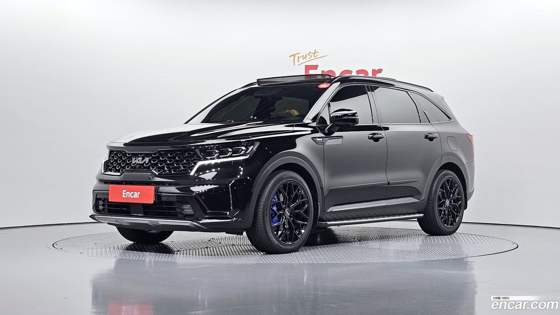 Main__Slider__Photo:Sorento Kia 2023.6-0