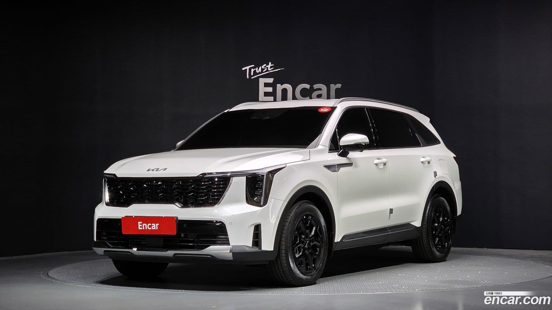 Main__Slider__Photo:Sorento Kia 2025.5-0