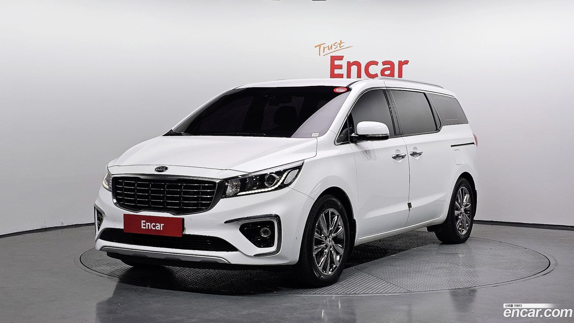 Main__Slider__Photo:Canival Kia 2020.6-0