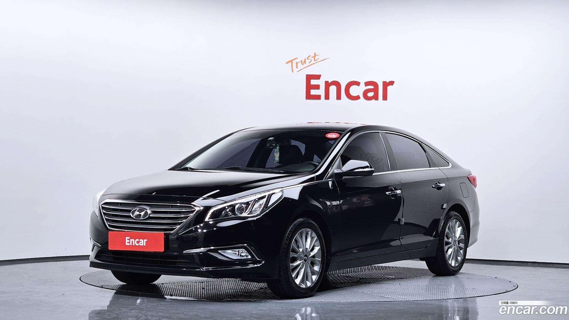Main__Slider__Photo:Sonata Hyundai 2015.11-0