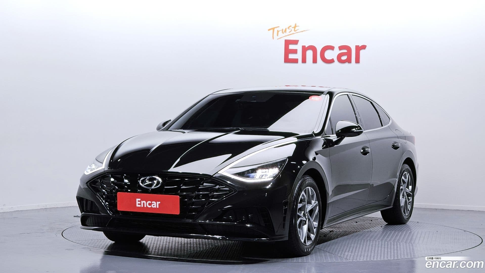 Main__Slider__Photo:Sonata Hyundai 2021.9-0