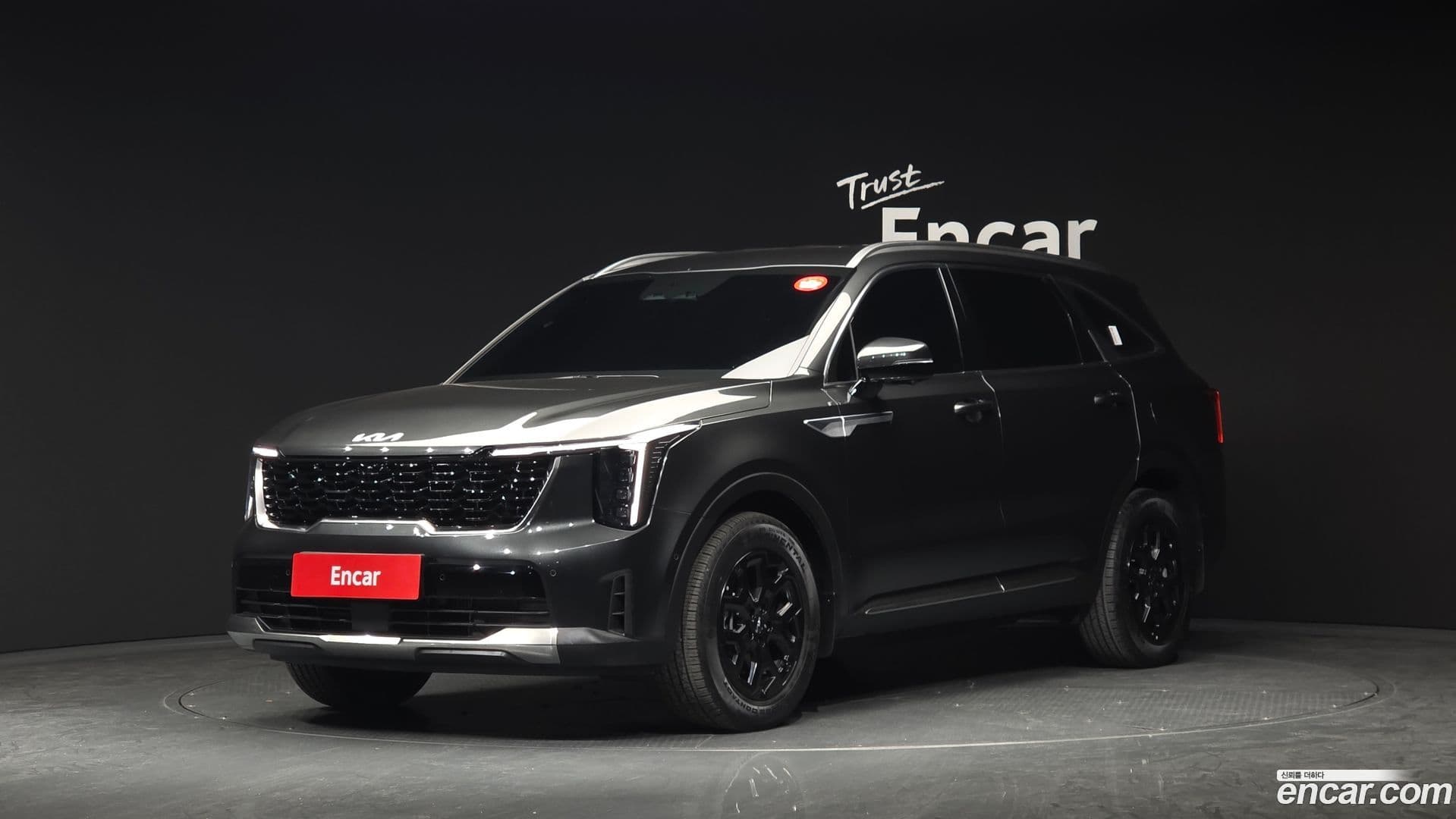 Main__Slider__Photo:Sorento Kia 2023.9-0
