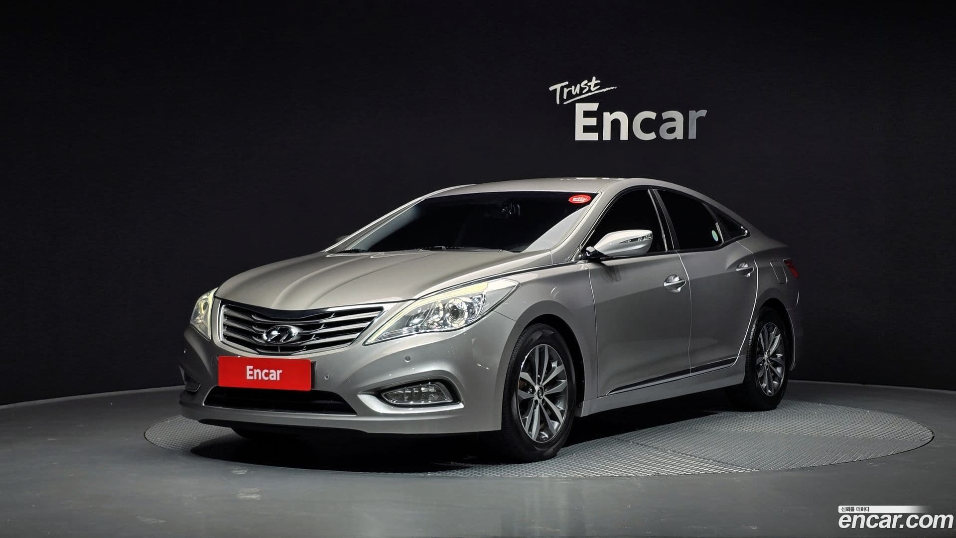 Main__Slider__Photo:Grandeur Hyundai 2012.0-0