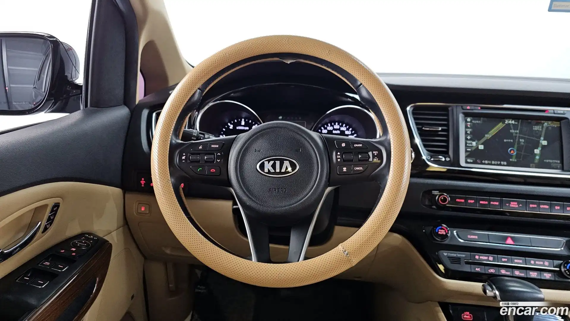 Canival Kia 2017.6-OPTION-017