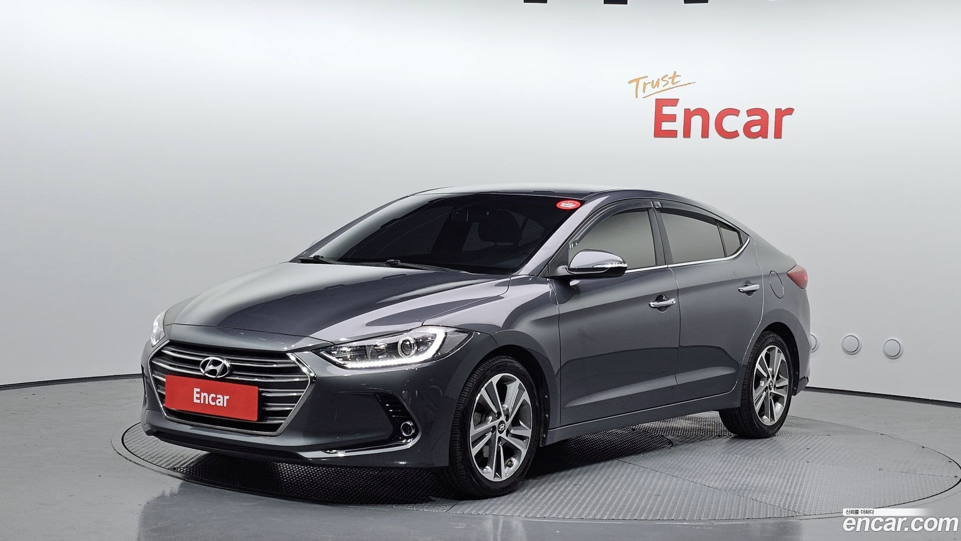 Main__Slider__Photo:AVANTE Hyundai 2015.9-0