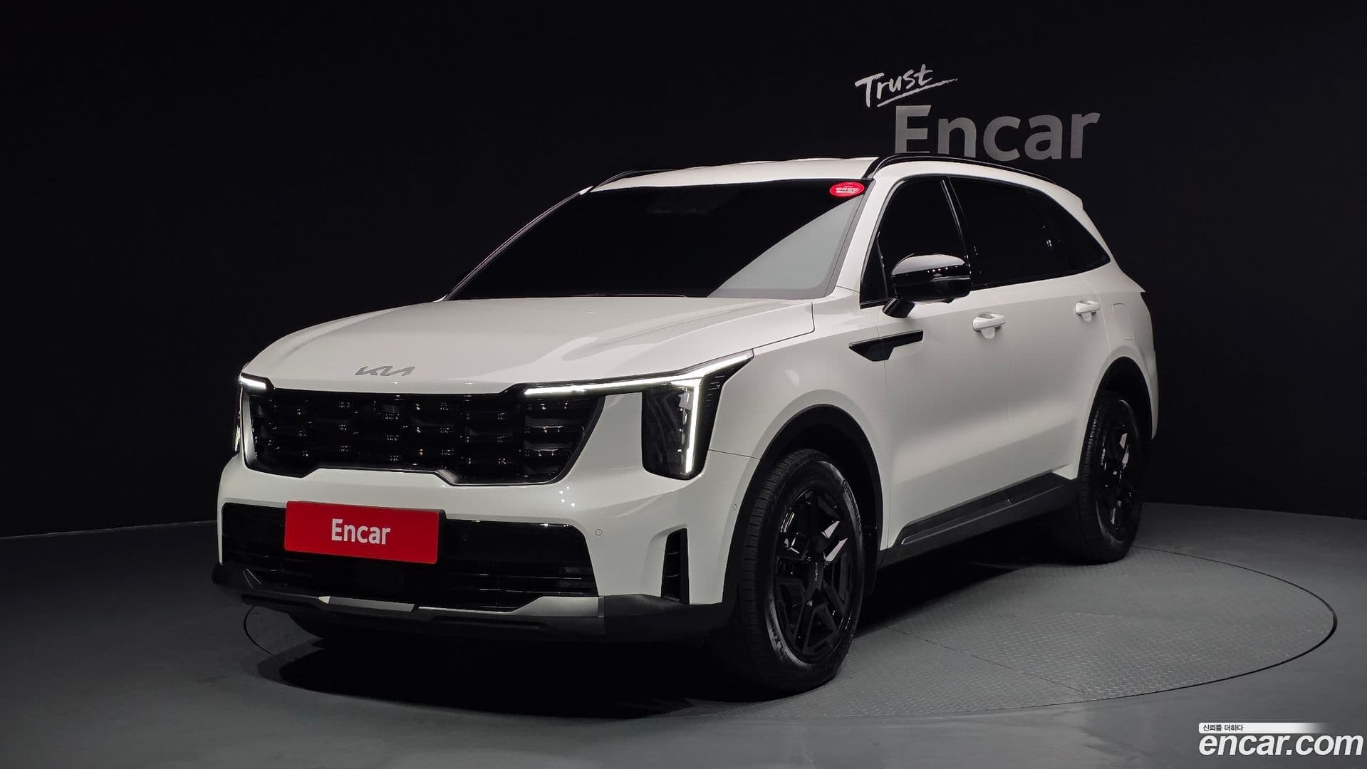 Main__Slider__Photo:Sorento Kia 2023.9-0