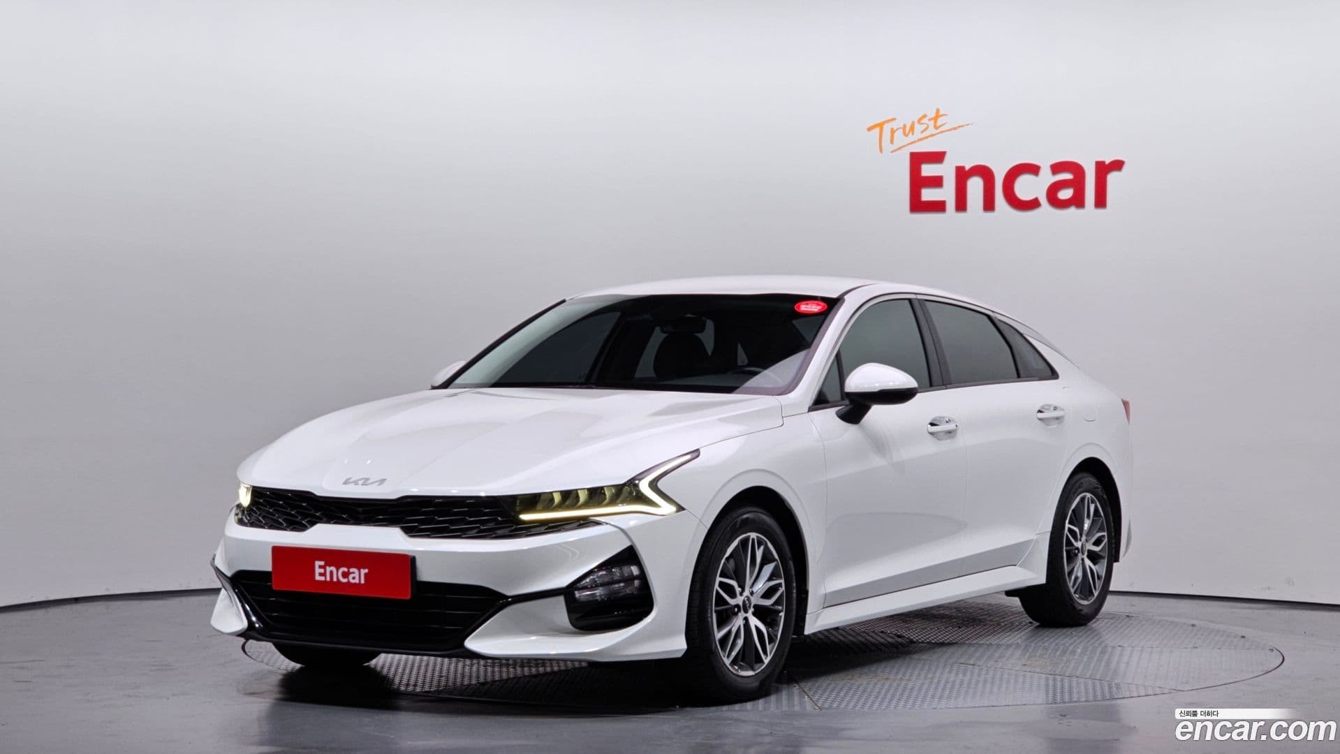 Main__Slider__Photo:K5 Kia 2021.9-0