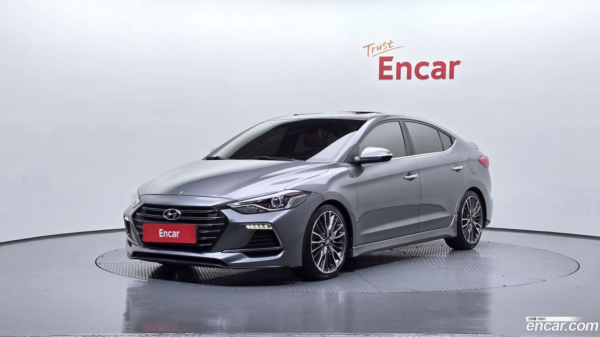 Main__Slider__Photo:AVANTE Hyundai 2018.5-0