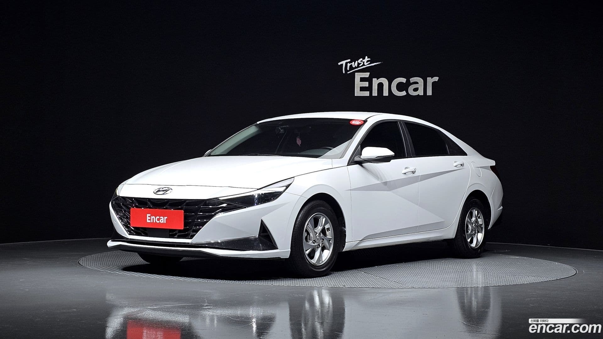 Main__Slider__Photo:AVANTE Hyundai 2021.9-0