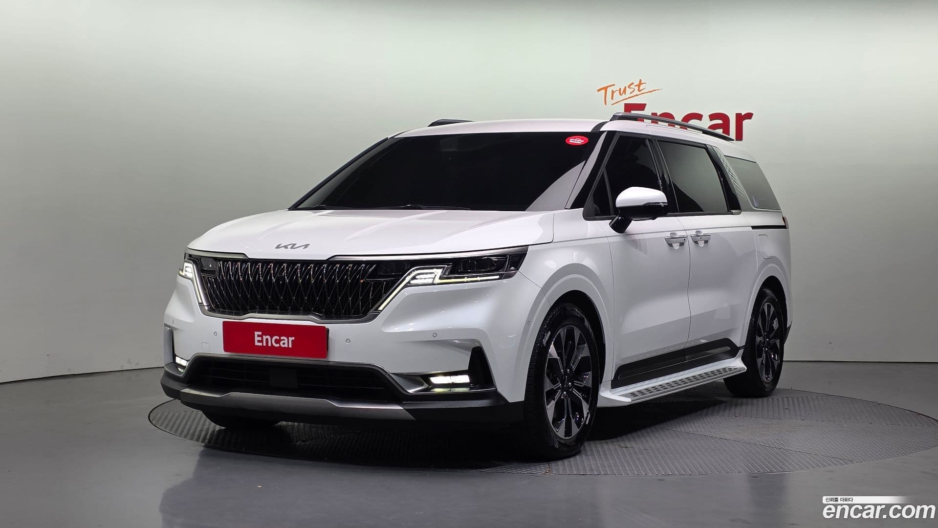 Main__Slider__Photo:Canival Kia 2021.11-0