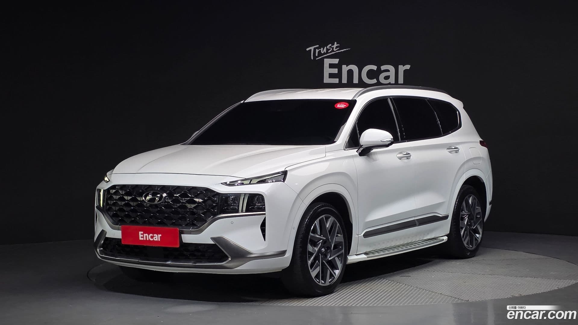 Main__Slider__Photo:Santafe Hyundai 2022.2-0