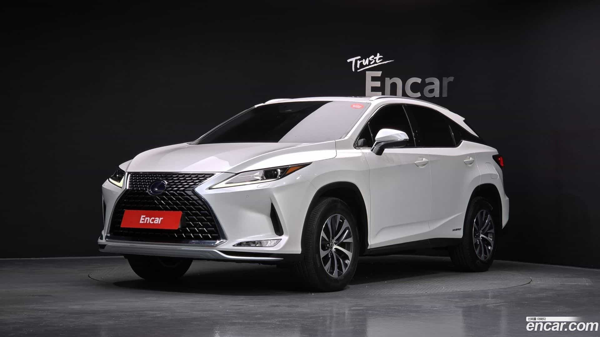 RX Lexus 2020.11-OUTER-001