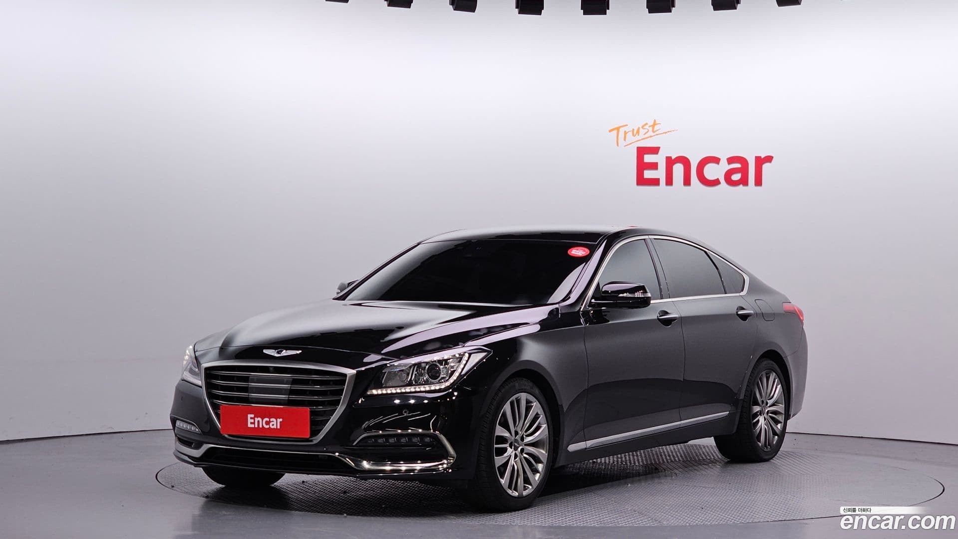 Main__Slider__Photo:G80 Genesis 2019.6-0