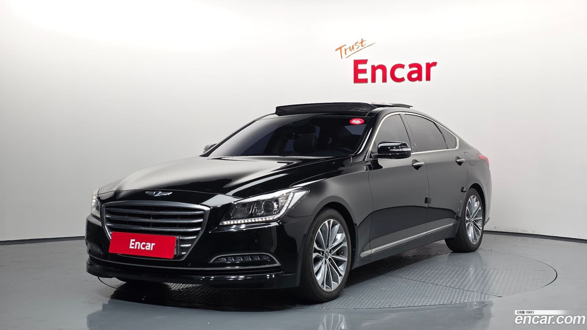 Main__Slider__Photo:Genesis Hyundai 2015.8-0