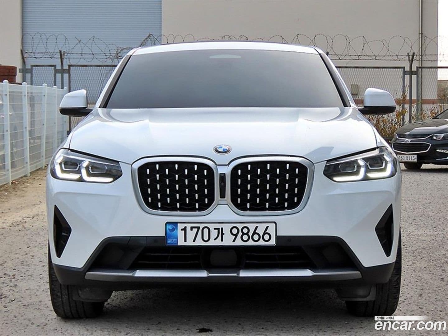 Main__Slider__Photo:X4 BMW 2023.4-0