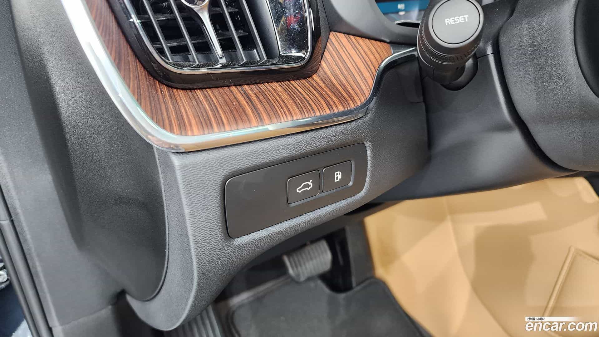 XC60 Volvo 2024.9-OPTION-018