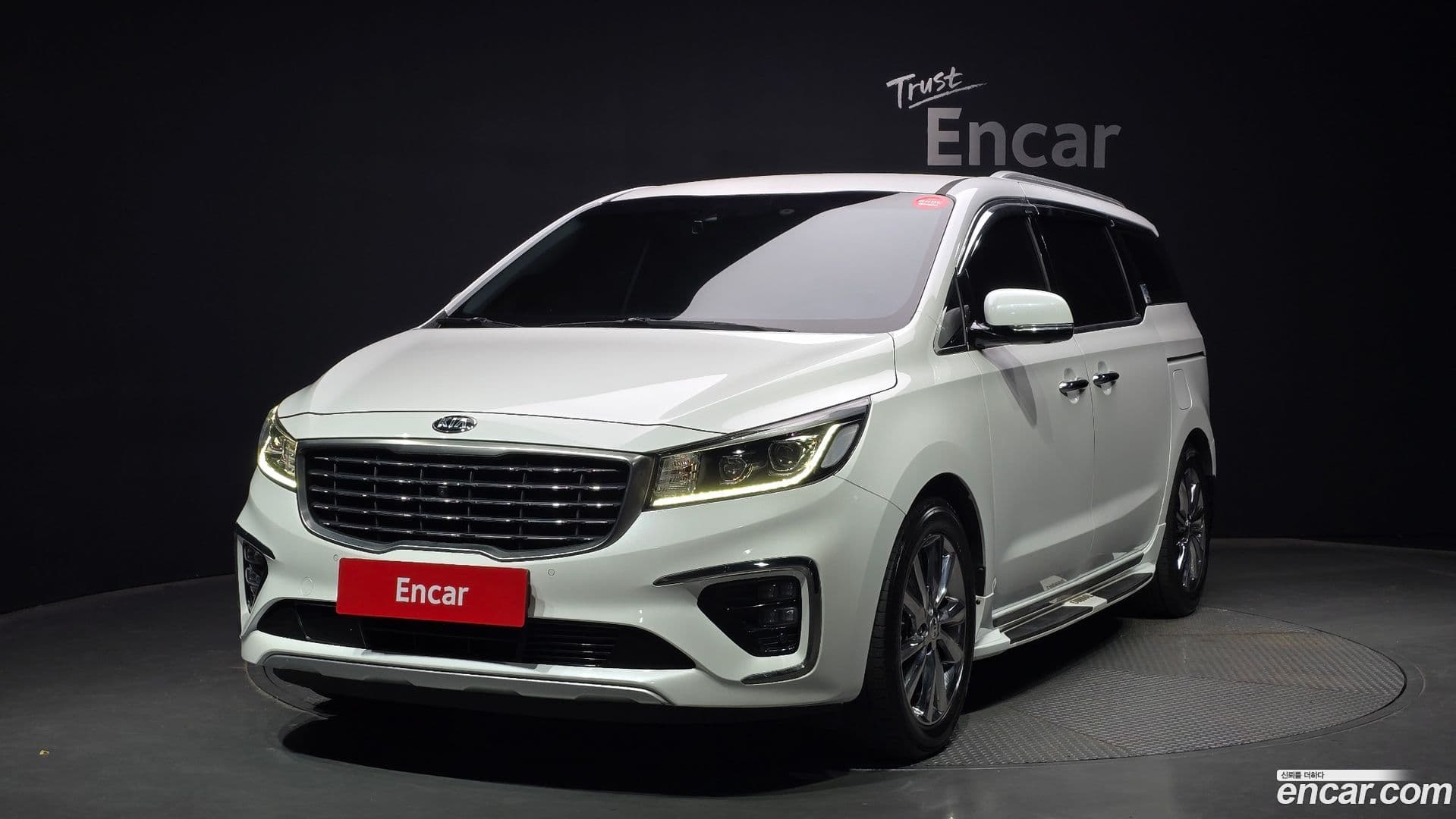 Main__Slider__Photo:Canival Kia 2020.2-0