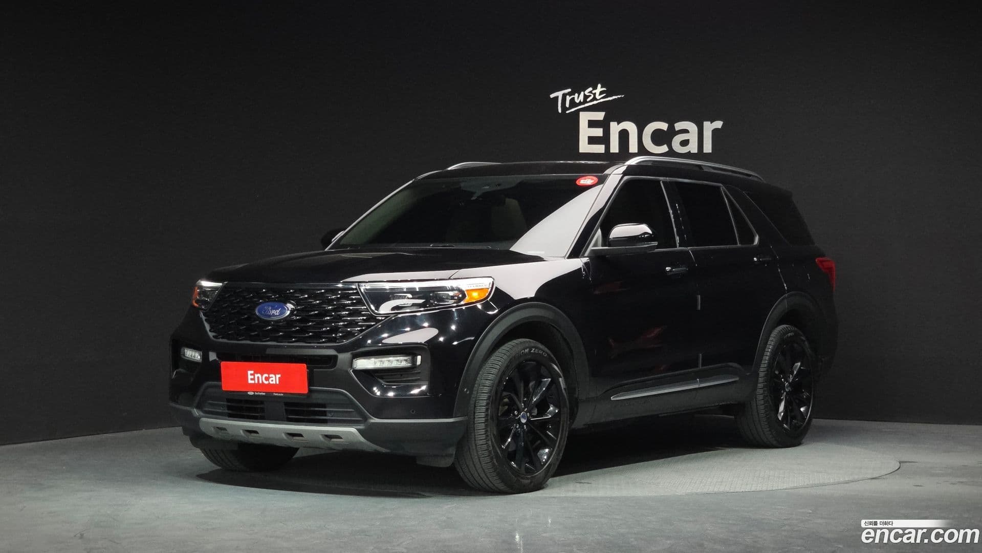 Main__Slider__Photo:Explorer Ford 2022.3-0