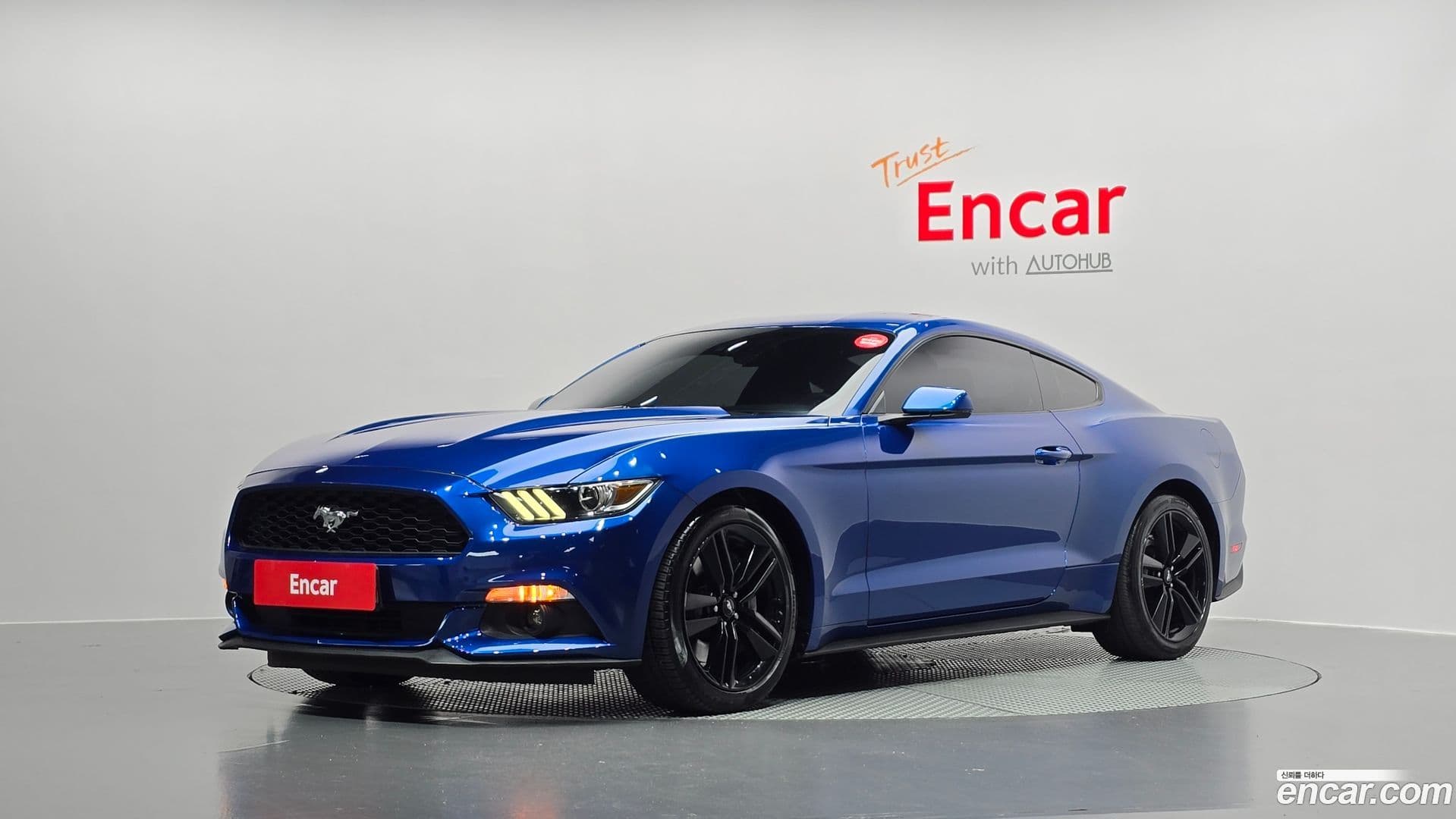 Main__Slider__Photo:Mustang Ford 2017.1-0