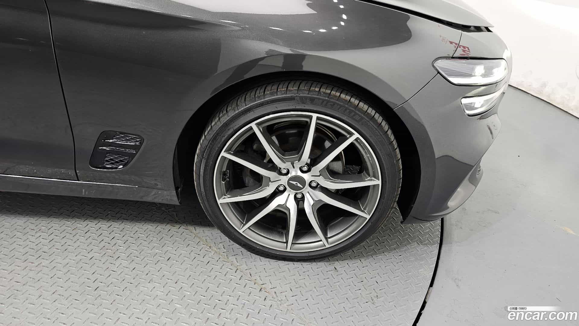 G70 Genesis 2022.7-OUTER-005