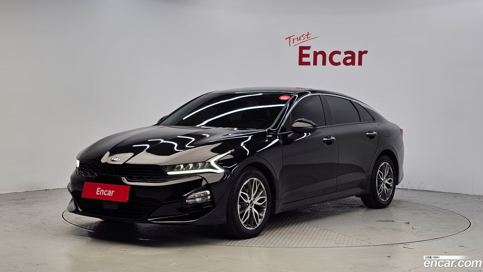 Main__Slider__Photo:K5 Kia 2021.5-0