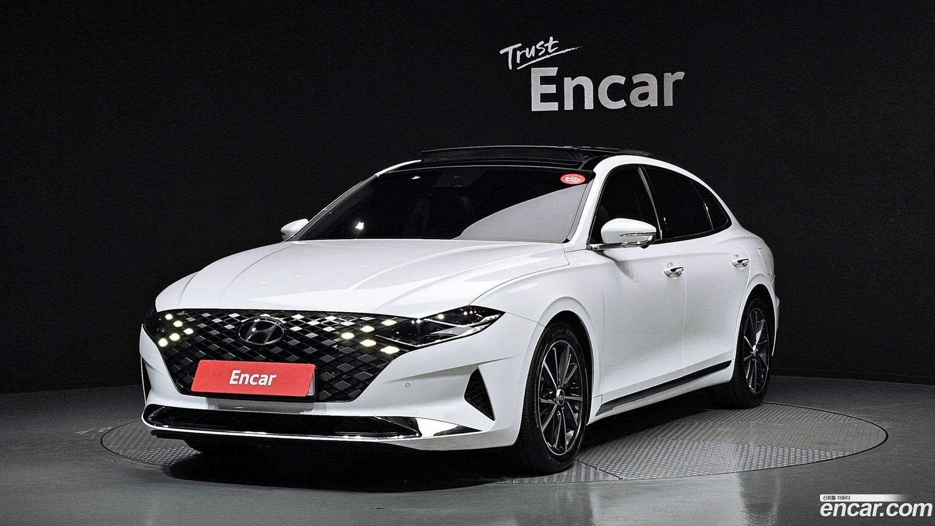 Main__Slider__Photo:Grandeur Hyundai 2020.10-0
