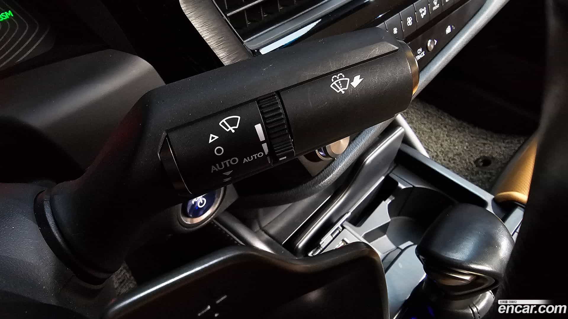 ES Lexus 2022.5-OPTION-020