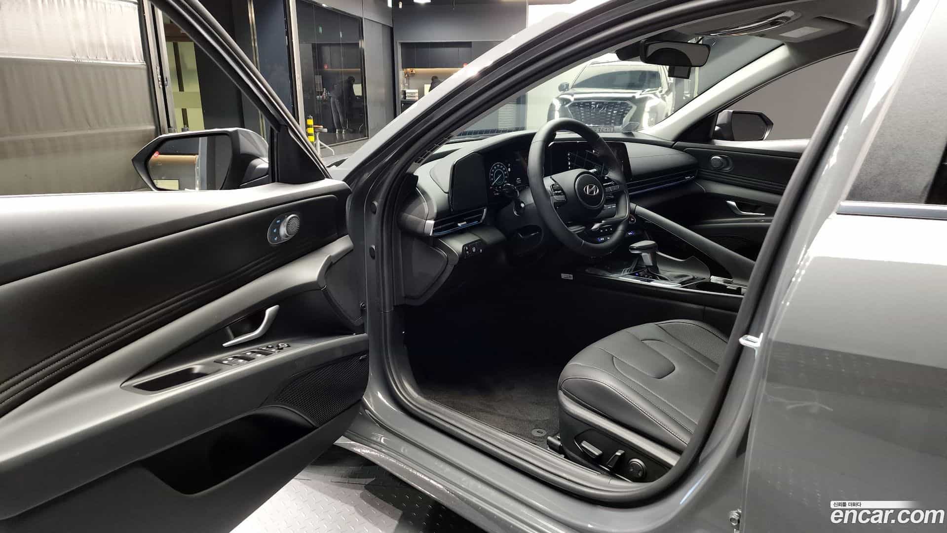 AVANTE Hyundai 2025.3-INNER-010