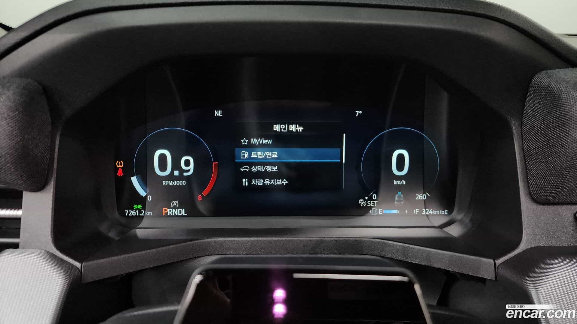 Explorer Ford 2025.5-INNER-008
