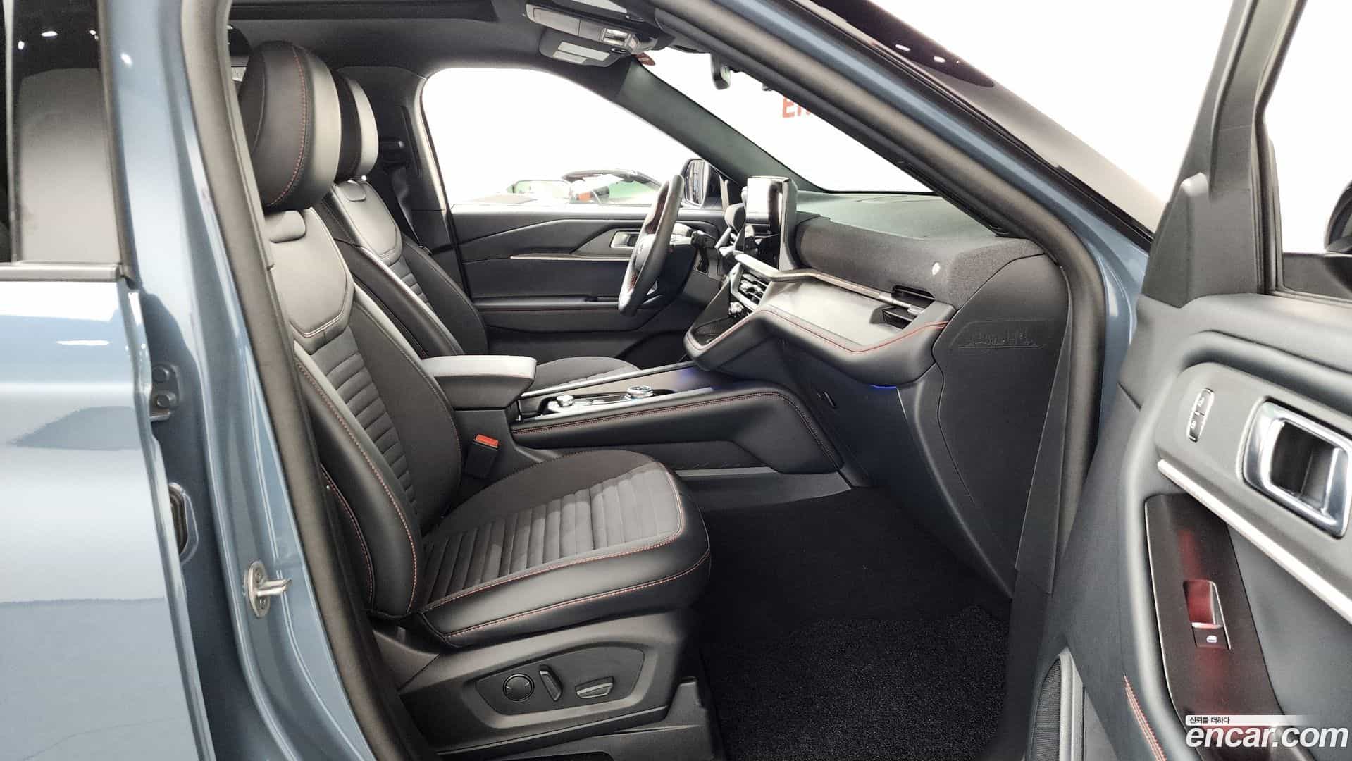 Explorer Ford 2025.5-OPTION-015