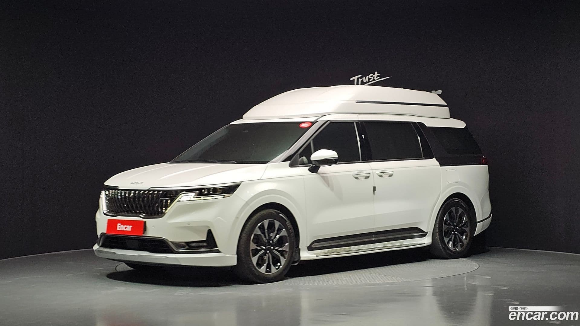 Main__Slider__Photo:Canival Kia 2023.0-0