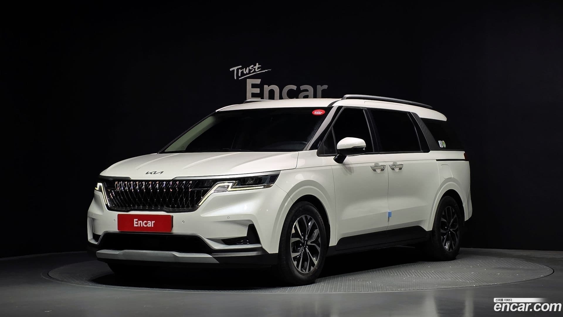 Main__Slider__Photo:Canival Kia 2022.10-0