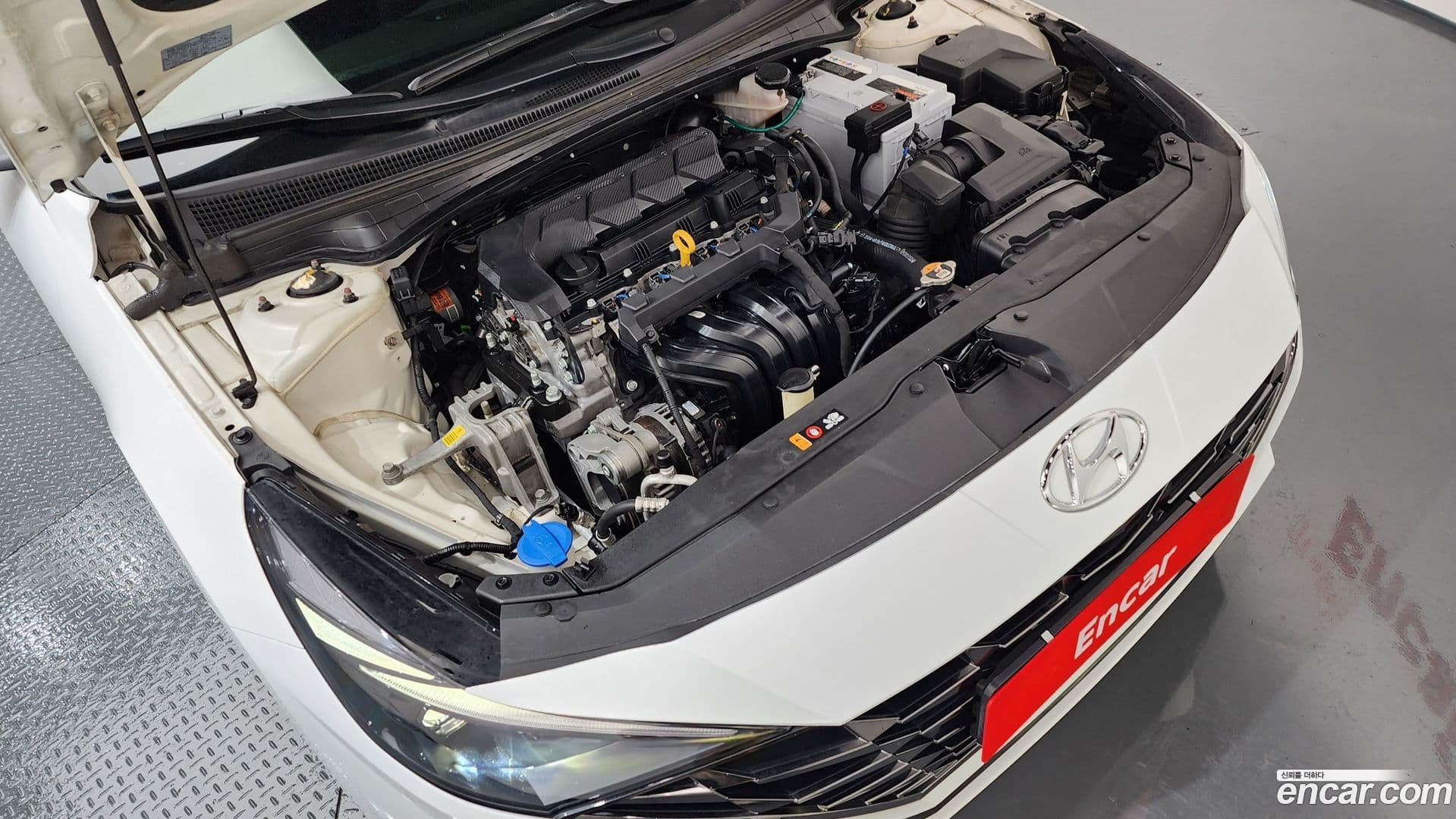 Main__Slider__Photo:AVANTE Hyundai 2020.3-5