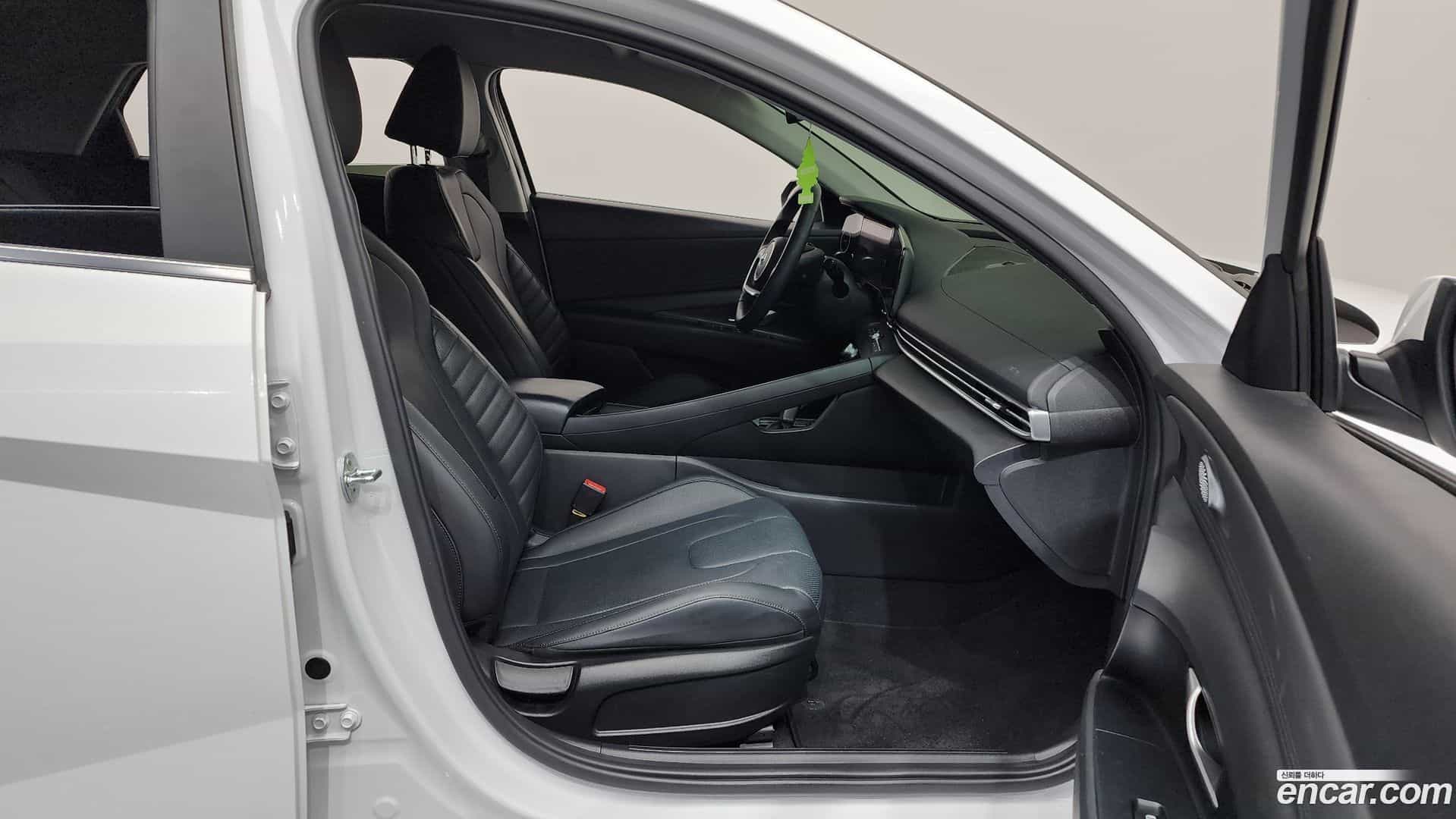 AVANTE Hyundai 2020.3-OPTION-15