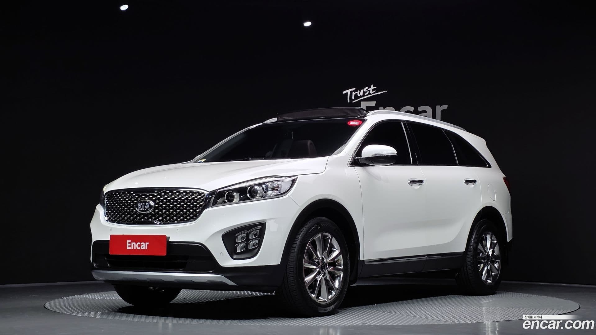 Main__Slider__Photo:Sorento Kia 2015.10-0