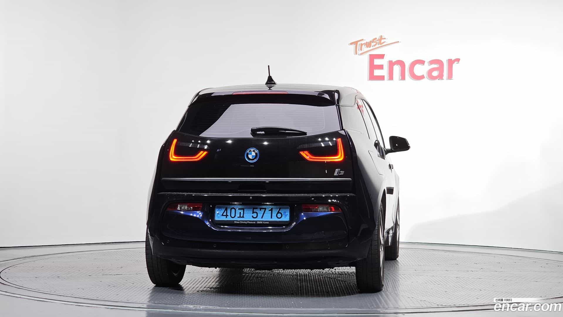 i3 BMW 2020.11-OUTER-004