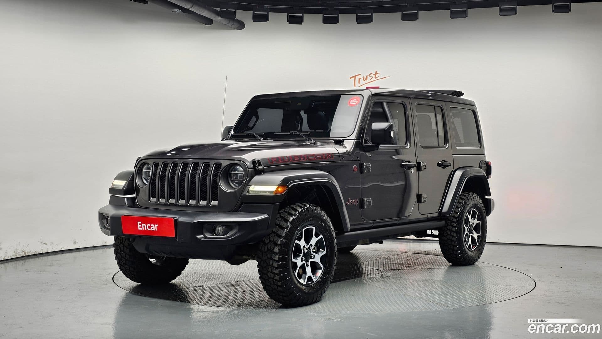 Main__Slider__Photo:Wrangler Jeep 2019.11-0