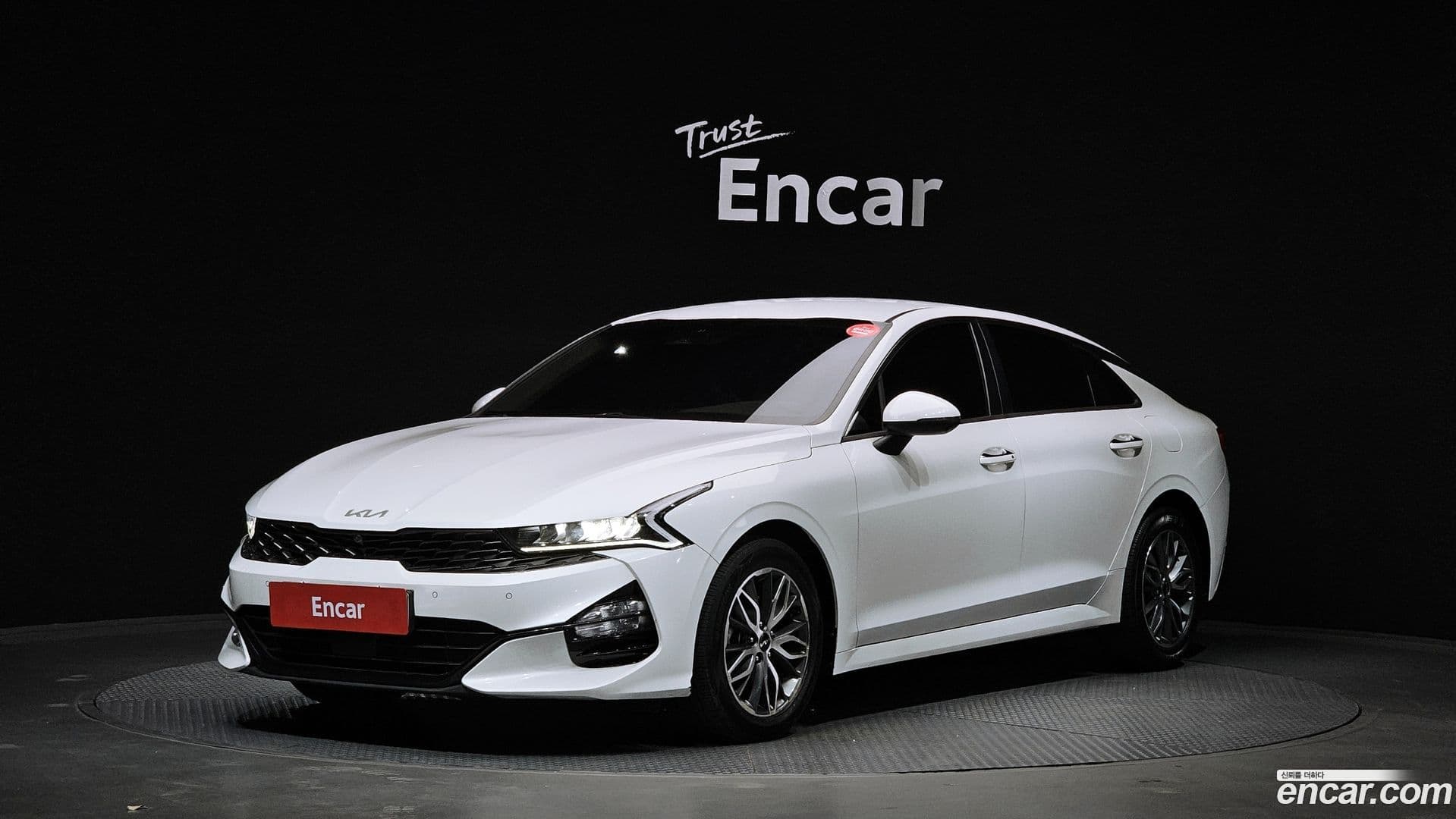 Main__Slider__Photo:K5 Kia 2021.8-0