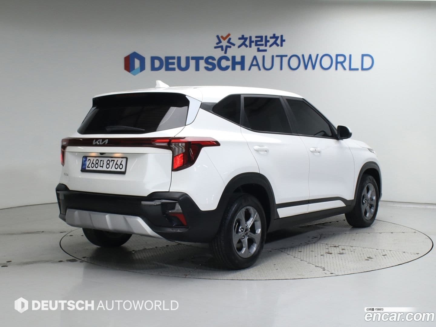 Main__Slider__Photo:Seltos Kia 2023.8-0