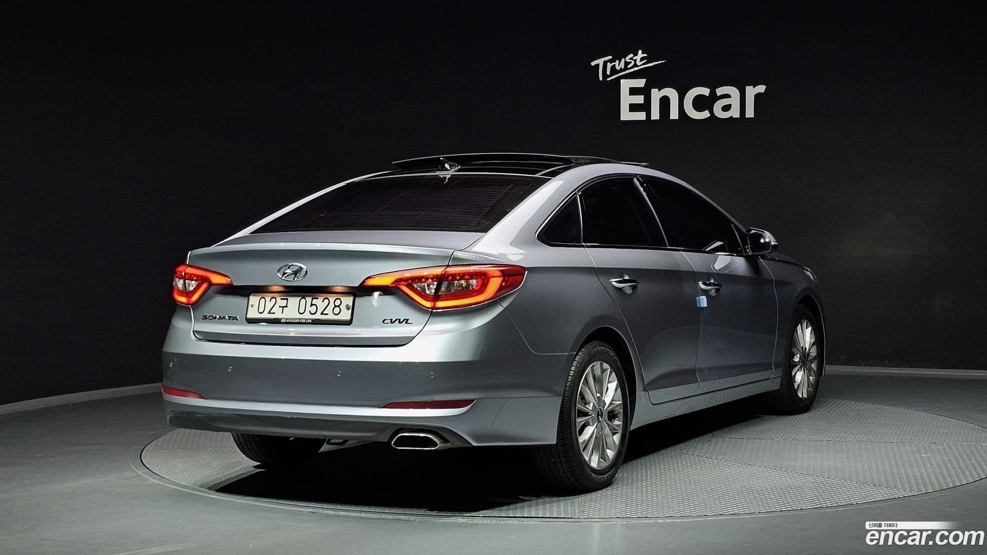 Main__Slider__Photo:Sonata Hyundai 2016.4-0