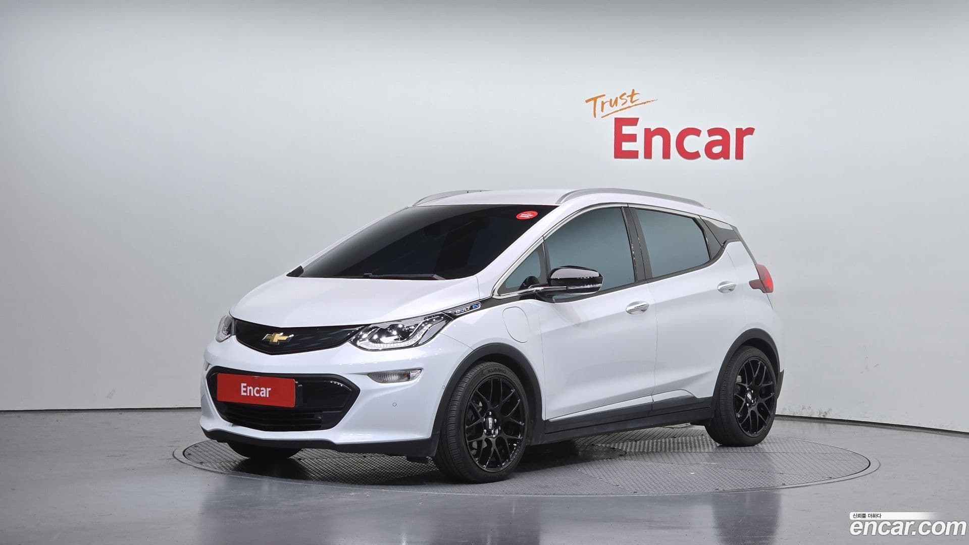 Main__Slider__Photo:Bolt EV Chevrolet 2019.11-0