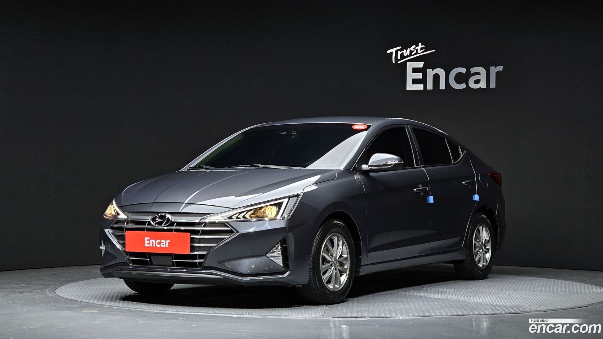 Main__Slider__Photo:AVANTE Hyundai 2019.6-0