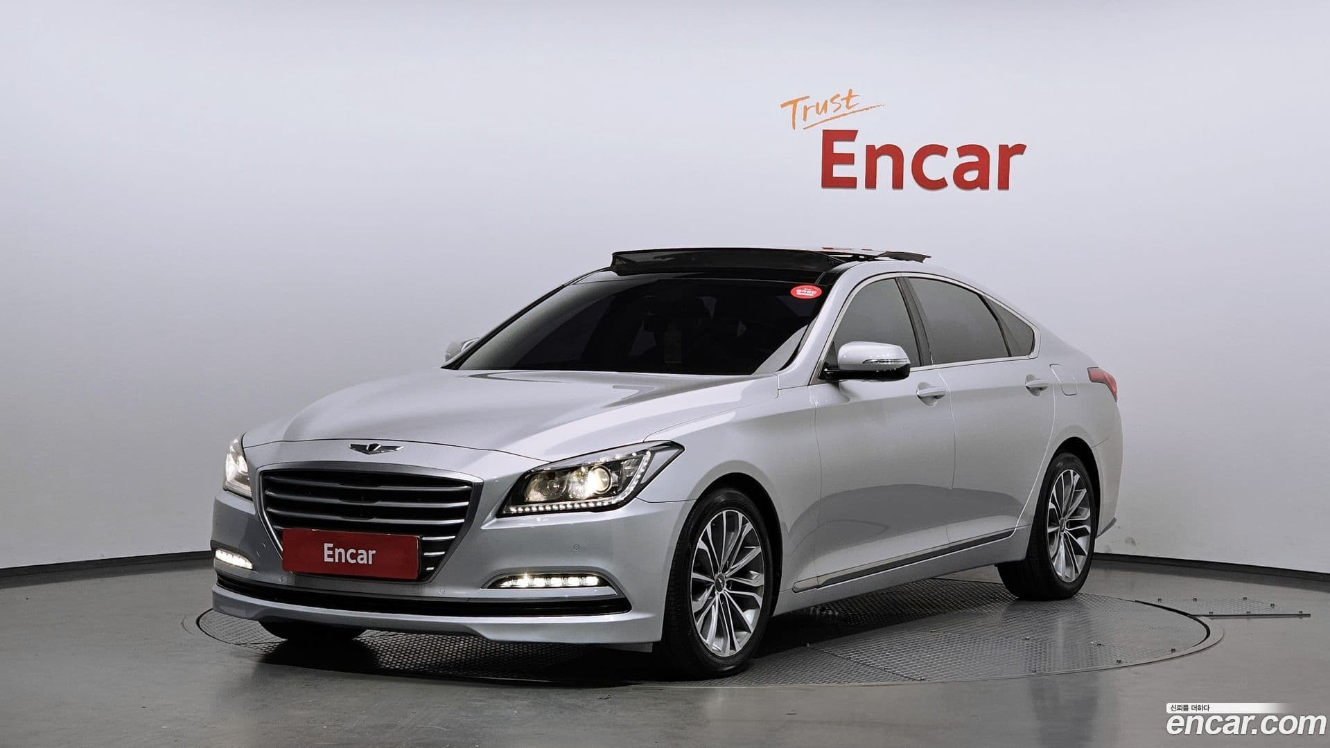 Main__Slider__Photo:Genesis Hyundai 2015.0-0