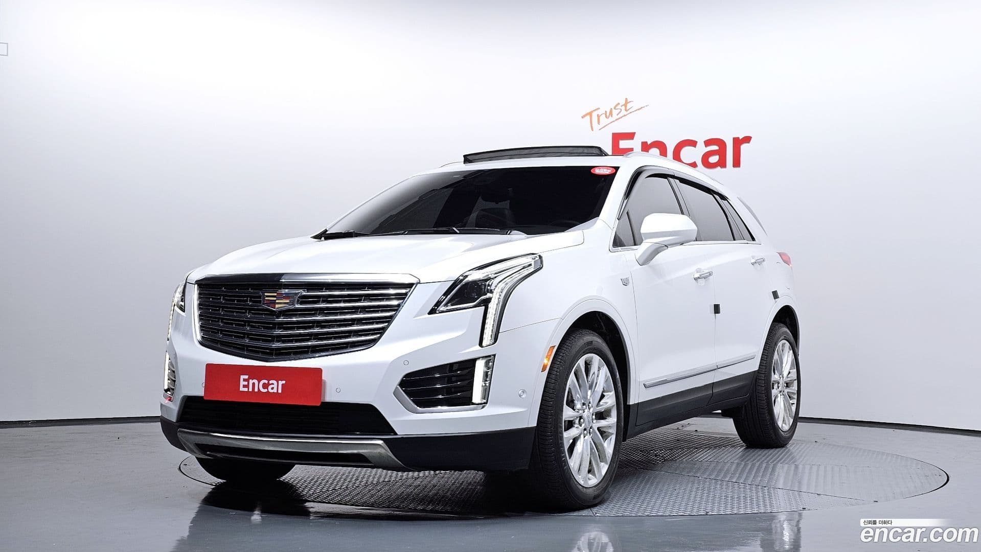 Main__Slider__Photo:XT5 Cadillac 2019.11-0