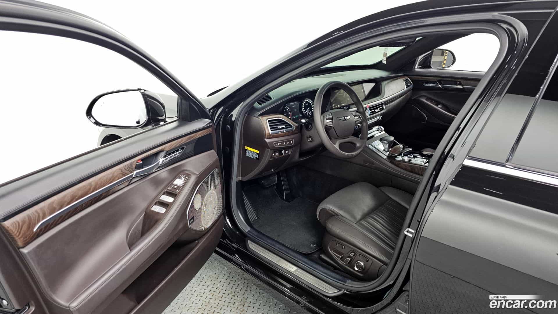 G90 Genesis 2019.3-INNER-010