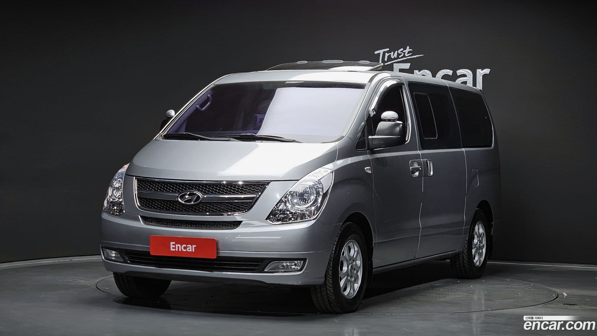 Main__Slider__Photo:Starex Hyundai 2013.9-0