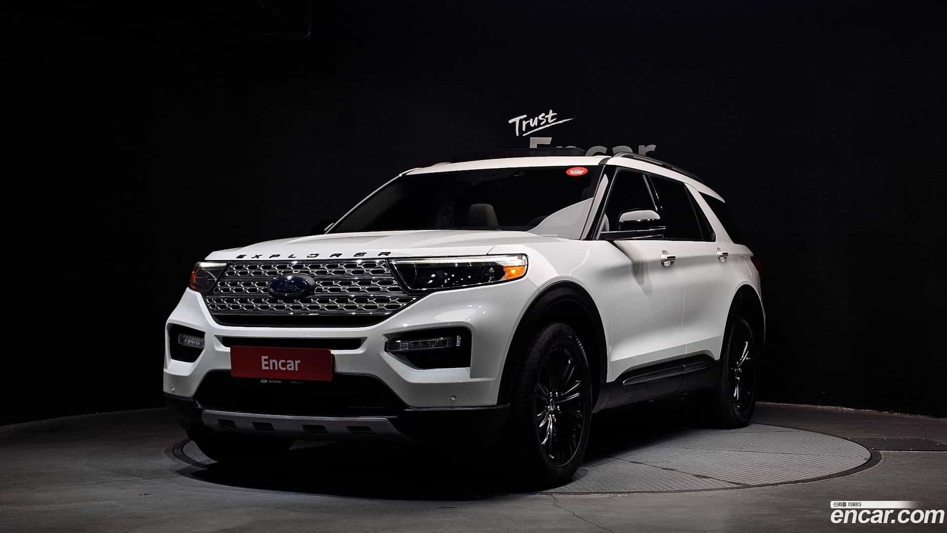 Explorer Ford 2021.10-OUTER-001