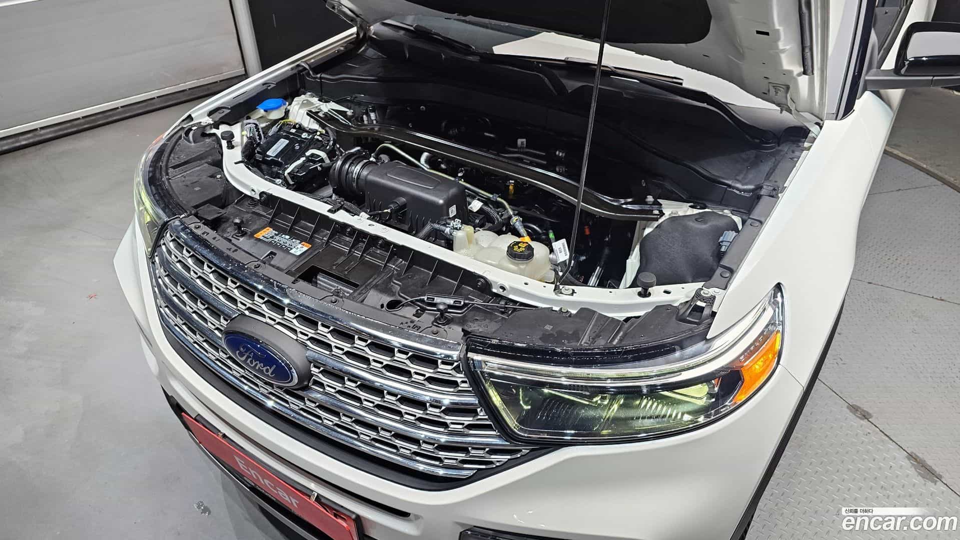 Explorer Ford 2021.10-INNER-006