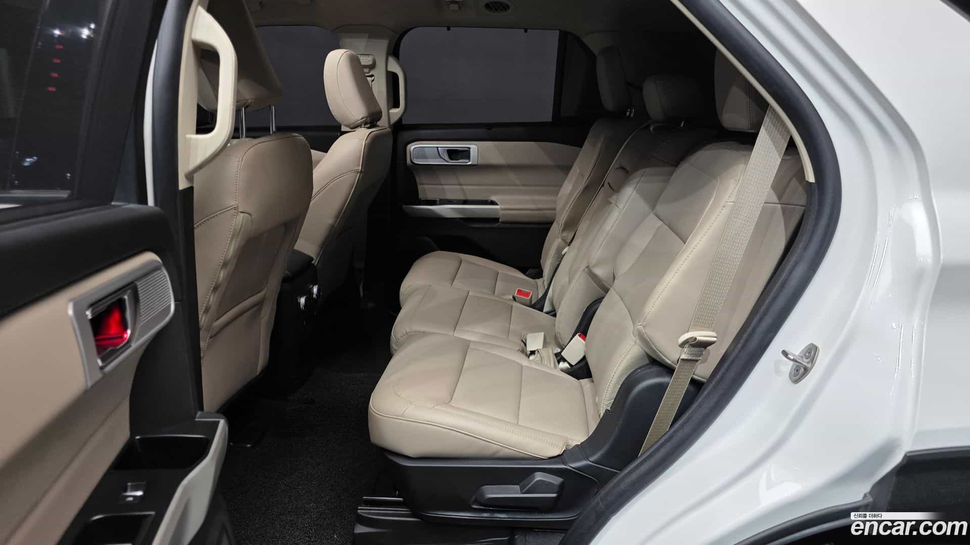 Explorer Ford 2021.10-OPTION-015