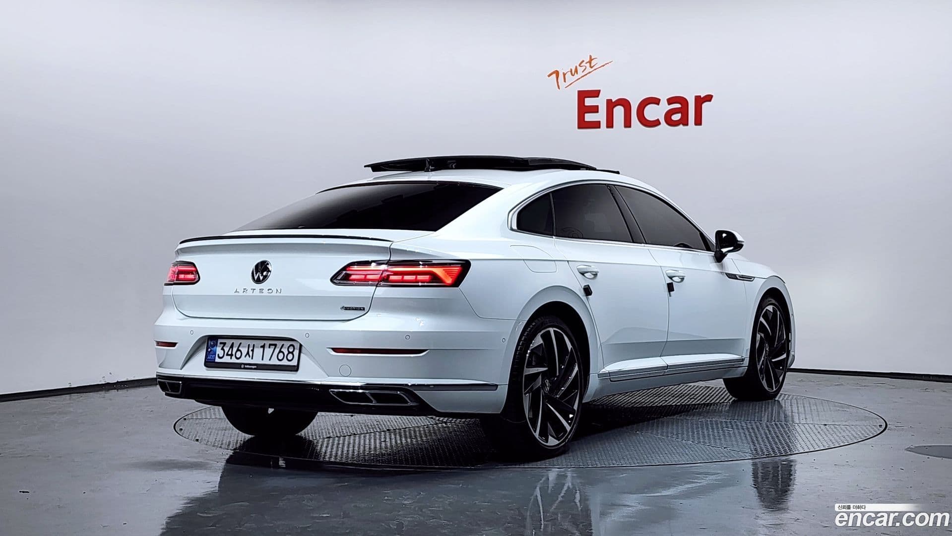 Main__Slider__Photo:Arteon Volkswagen 2022.6-1